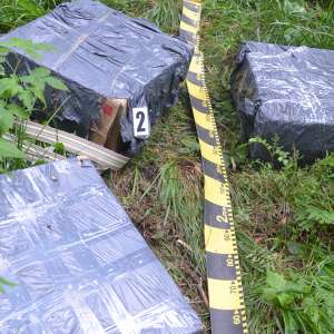 Aproximativ 12.500 pachete țigări depistate la graniţa cu Ucraina