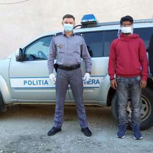 Doi cetăţeni din Bangladesh, depistaţi la frontiera de vest