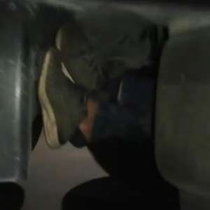 Nouă cetăţeni străini depistați ascunși  în două camioane la  P.T.F. Vărșand și P.T.F Nădlac