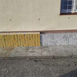 Peste 34.000 de pachete cu țigări de contrabanda, depistate la graniţa cu Ucraina