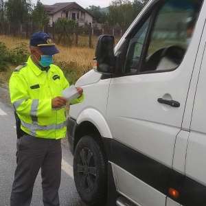 Depistaţi la volan fără permise de conducere