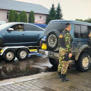 Aproximativ 34.000 de pachete cu ţigări de contrabandă, confiscate la frontiera de nord