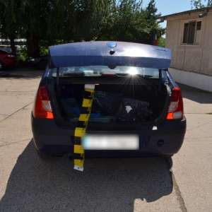 Țigarete de contrabandă, în valoare de peste 27.000 de lei, descoperite de polițiștii de frontieră brăileni