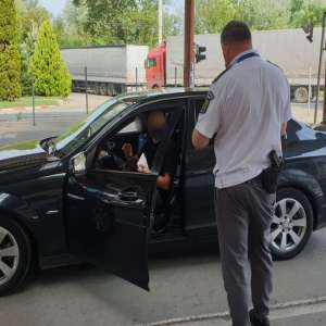 Depistaţi la volan fără permise de conducere