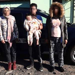 O familie din Siria a încercat să intre ilegal în România