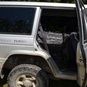 Aproximativ 10.000 pachete cu țigări, confiscate la granița de nord a României