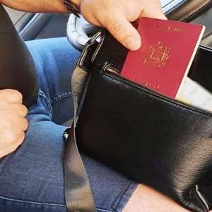 Fals de 100 de euro, descoperit la controlul de frontieră