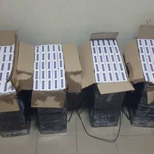 Ţigări în valoare de 23.400 lei, confiscate la frontiera de nord a României