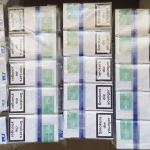 Peste 10.000 pachete cu țigări, confiscate la granița cu Ucraina