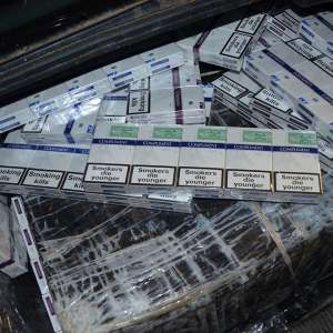 În ultimele 24 de ore, polițiștii de frontieră au confiscat 16.450 pachete țigări