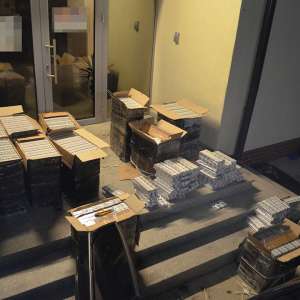 În ultimele 24 de ore, polițiștii de frontieră au confiscat 16.450 pachete țigări