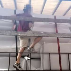 Un cetățean iranian descoperit ascuns într-un camion, în P.T.F. Ostrov