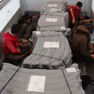 Douăzeci de cetăţeni din Siria, Irak şi Algeria, depistați de poliţiştii de frontieră arădeni