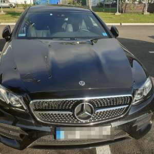 Mercedes în valoare de 87.000 euro, căutat de autoritățile din Polonia, descoperit în P.T.F. Siret