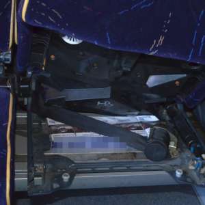 Bunuri accizabile de contrabandă, oprite la frontiera de est