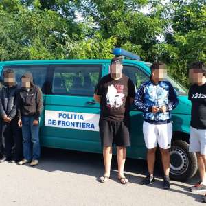 Trei călăuze și patru cetățeni sirieni, opriți la frontiera cu Ungaria