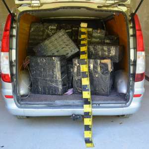 15.000 pachete cu țigări de contrabandă, confiscate la frontiera de nord