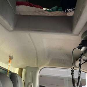 O femeie din Ucraina, depistată ascunsă în cabina unei autoutilitare la P.T.F. Borș