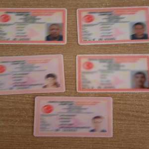 Permise de rezidență false, descoperite la controlul de frontieră