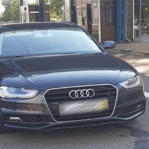 Audi A4 fără drept de circulaţie în România, descoperit de poliţiştii de frontieră