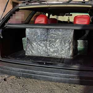 Un cetățean român cercetat pentru contrabandă și 21.000 de pachete cu țigări  confiscate la frontiera de nord a României