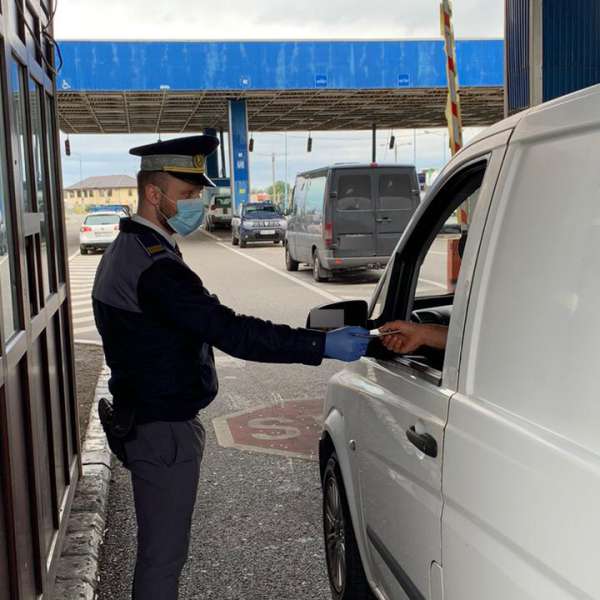 Cetăţean din Serbia depistat la PTF Nădlac, cu document de identitate bulgăresc fals