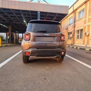 Autoturism semnalat furat din Germania, depistat la frontiera de est