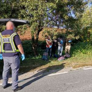Trei călăuze arestate preventiv pentru trafic de migranți la frontiera cu Ucraina