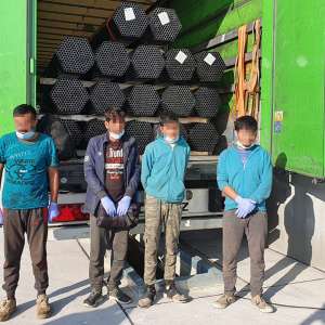 Patru cetăţeni din Afganistan, depistaţi ascunşi la PTF Borş II