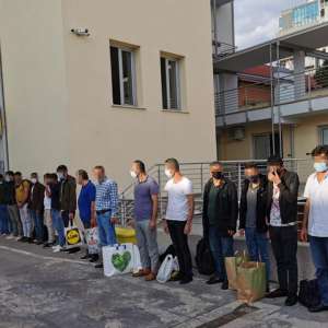 Grupare specializată în traficul de migranţi, destructurată de poliţiştii de frontieră timişeni