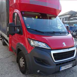 Autoutilitară căutată de autoritățile din Polonia, descoperită la P.T.F. Calafat