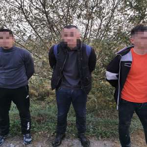 Doi cetățeni din Siria și unul din Libia, opriți la frontiera de nord a țării