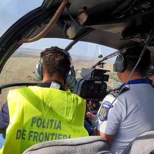 Cinci marocani depistați de polițiștii de frontieră constănțeni, cu ajutorul autospecialei de termoviziune