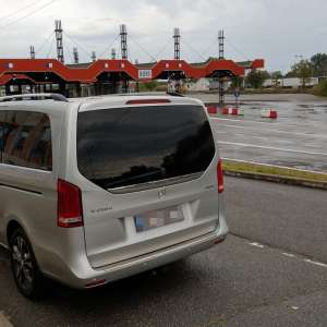 Autoturism căutat de autorităţile din Austria, depistat de poliţiştii de frontieră de la P.T.F. Borș