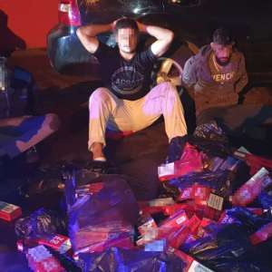 Peste 5.600 de pachete cu țigări de contrabandă, descoperite de polițiștii de frontieră în Portul Constanța