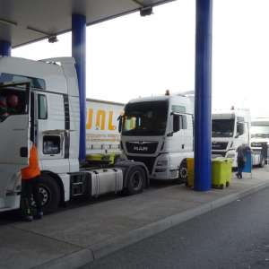 Nouă mijloace de transport căutate de autoritățile din România, oprite la ieşirea din ţară în P.T.F. Calafat