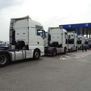 Nouă mijloace de transport căutate de autoritățile din România, oprite la ieşirea din ţară în P.T.F. Calafat