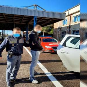 Bărbat dat în urmărire de autorităţile române, depistat la controlul de frontieră