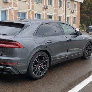 Autoturism de lux declarat furat din Franța, descoperit la frontiera de est, la câteva ore de la semnalarea furtului