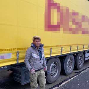 Nouă cetăţeni din Afganistan, depistaţi la frontiera de vest