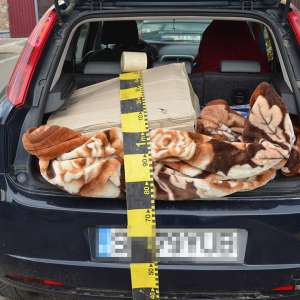 Ţigări în valoare de peste 94.000 lei, confiscate la frontiera de nord