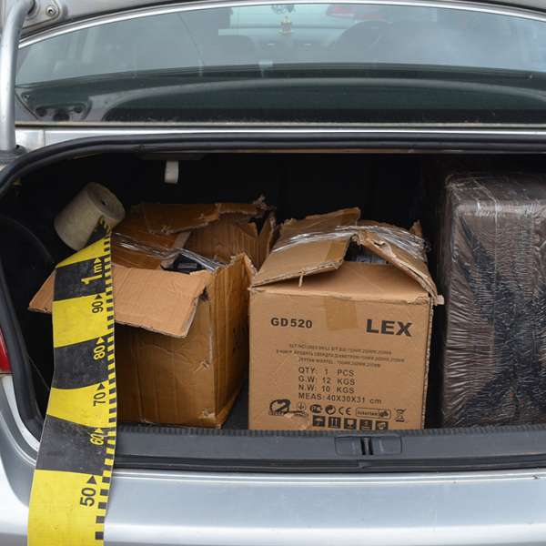 Ţigări în valoare de peste 94.000 lei, confiscate la frontiera de nord