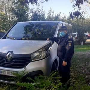 Microbuz căutat de autoritățile din Polonia, depistat la frontiera de est