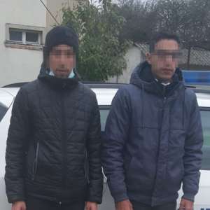 Cinci cetăţeni străini depistaţi de polițiștii de frontieră bihoreni și arădeni