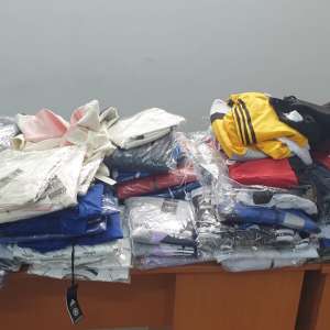 Bunuri susceptibile a fi contrafăcute în valoare de peste 640.000 lei, confiscate de polițiștii de frontieră in P.T.F. Giurgiu