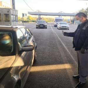 Permisul de conducere fals i-a adus o lucrare penală