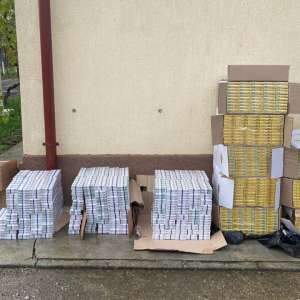 Ţigări în valoare de peste 80.000 lei, confiscate la frontiera de nord