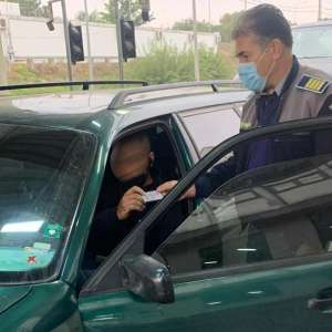 Depistat la volan, cu permis necorespunzător