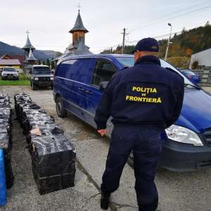 Acţiuni intense la graniţa de nord - peste 54.000 de pachete cu țigări contrabandă reținute