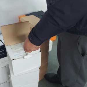 Bunuri ce pot aduce atingere dreptului de proprietate intelectuală, în valoare de peste 440.000 de lei, descoperite la P.T.F. Giurgiu